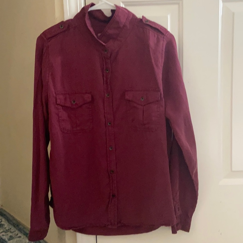 Long-sleeved,chiffon, button-down top.New w/o tag